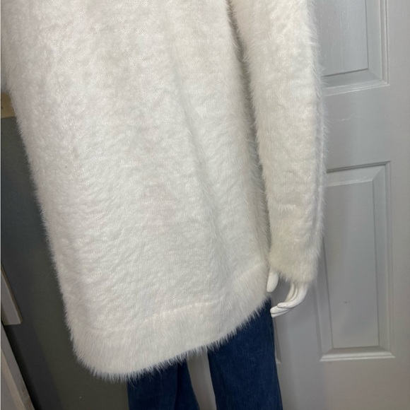 Banana Republic Womens Medium Cream Cardigan Fur Long Classic Minimalist. - Picture 14 of 16